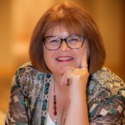 Jean Kuhn, Business Speaker in Chicago
